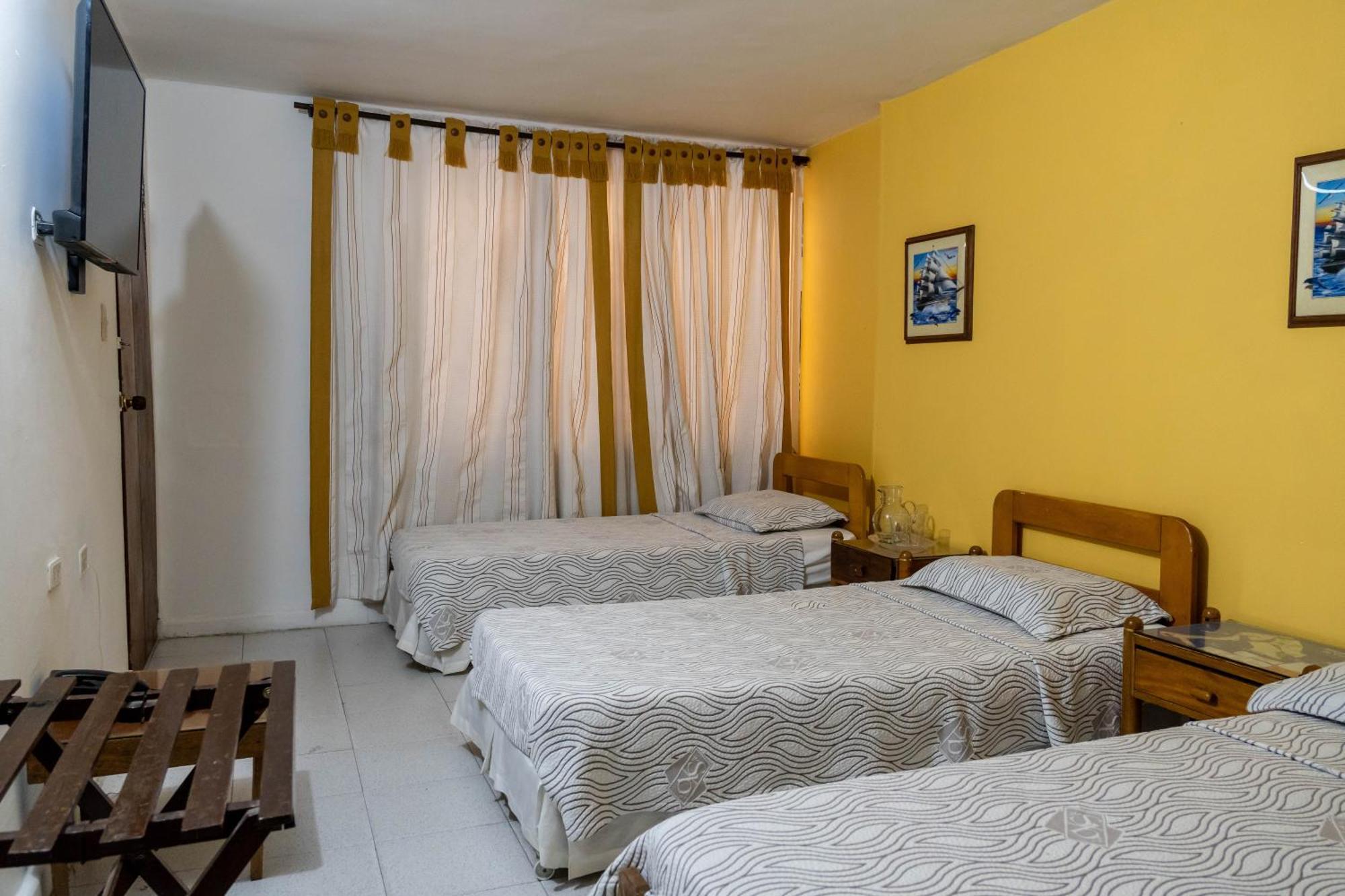 Hotel Veleros Cartagena エクステリア 写真